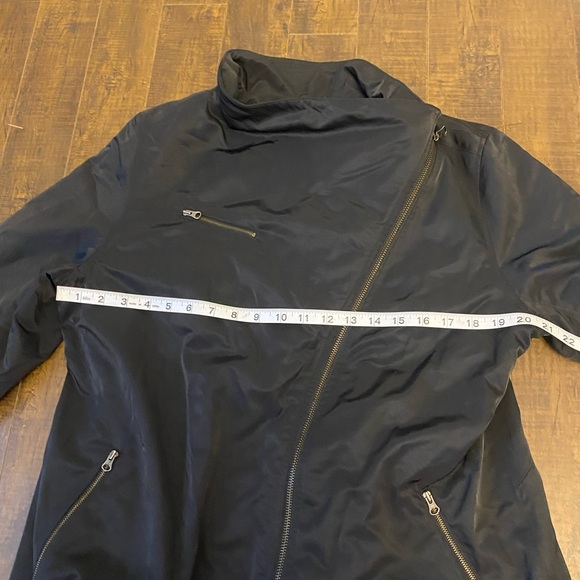 Eileen Fisher funnel neck Asymmetrical jacket - Picture 10 of 15